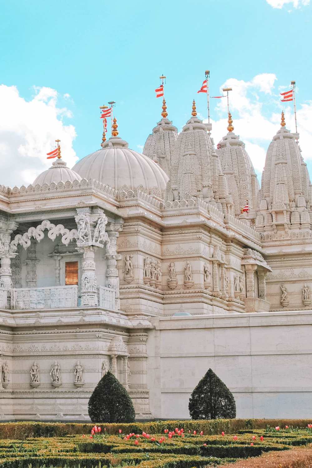  Индуистский храм в северном Лондоне 