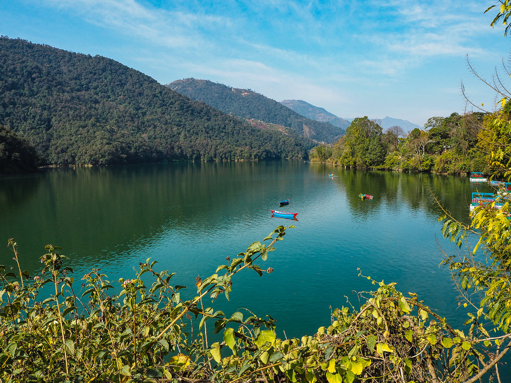  Озеро Пхева, Покхара, Непал 