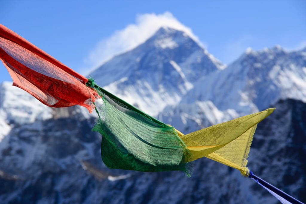  Молитвенные флаги в Непале 