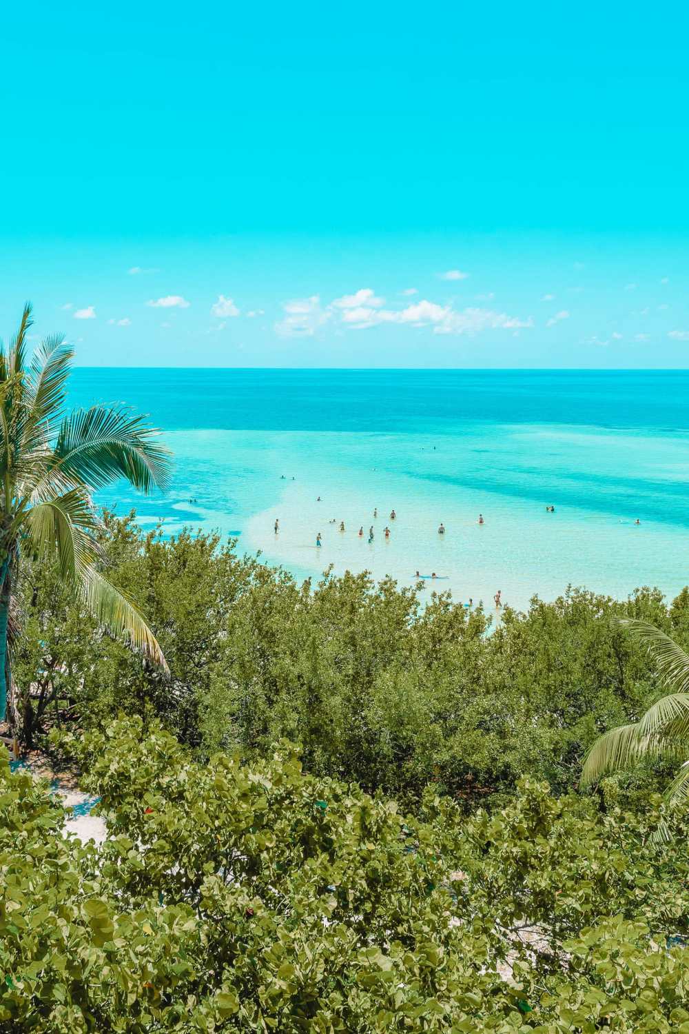 Самые лучшие пляжи Флориды для посещения "width =" 1000 "height =" 1500 "data-jpibfi -post-excerpt = "" data-jpibfi-post-url = "https://handluggageonly.co.uk/2021/07/12/14-very-best-beaches-in-florida-to-visit/" данные -jpibfi-post-title = "14 лучших пляжей Флориды для посещения" data-jpibfi-src = "https://i1.wp.com/handluggageonly.co.uk/wp-content/uploads/2021/07/ HandLgageOnly-9.jpg? Resize = 1000% 2C1500 & ssl = 1 "data-recalc-dims =" 1 "/> </p>
<p> Байя-Хонда, расположенная примерно в 30 милях от Ки-Уэста, является одним из самых популярных мест Флориды Ключи — особенно если вы любите пляжи! </p>
<p> <img loading=