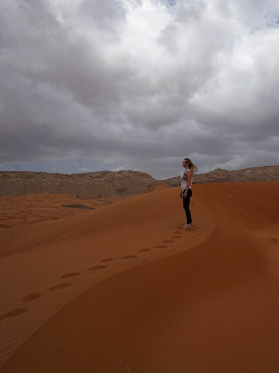  Одиночное женское путешествие по пустыне Дубая. 